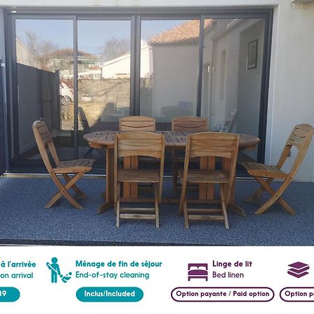Le Cachet D'Une Maison De Centre-Bourg A Beauvoir-Sur-Mer Exterior photo